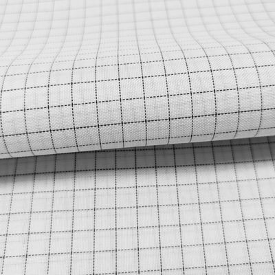 Blanc 7MM Grille 65% Polyester + 32% Coton + 2% Fibre de carbone T / C ESD Tissu antistatique pour les vêtements de salle blanche