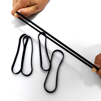 104 x 4 x 1,5 mm bande de silicone antistatique conductrice ESD noire pour composants électroniques