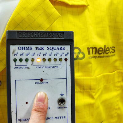 Blouse de salle blanche antistatique ESD jaune à grille de 5 mm