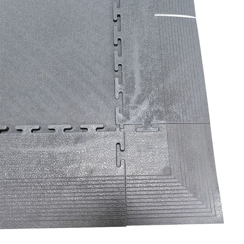 Carreaux de plancher en PVC ESD enroulés entre eux