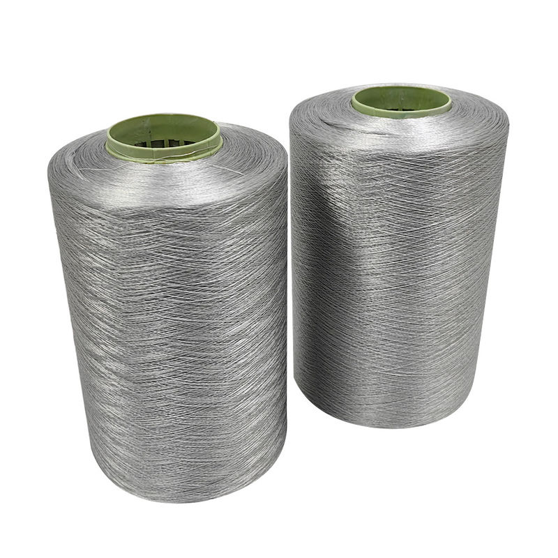 150D/2 fil de couture conducteur gris pour les vêtements antistatiques en fabrication de polyester fil de fibre de carbone longue fibre conductrice