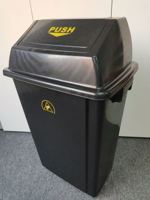 Poubelle DES de grande capacité en plastique pour salle blanche de 60L avec couvercle 440*310*755MM